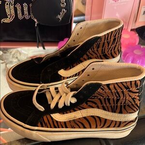 Vans Tiger Stripe High-Top Sneakers